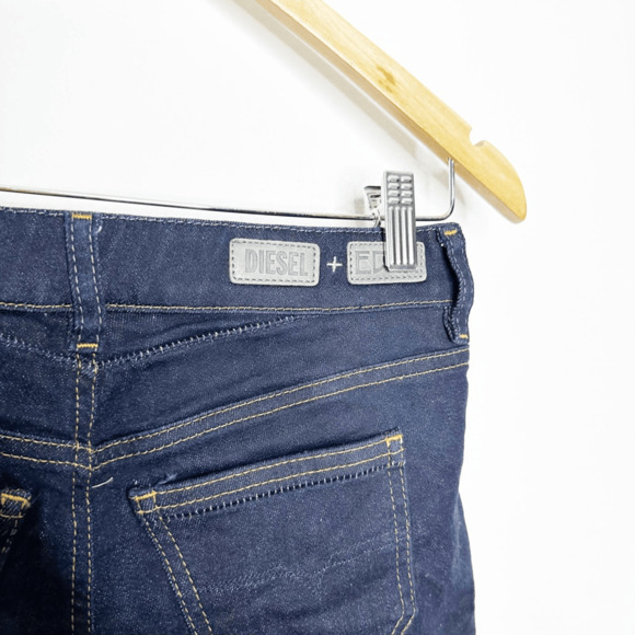 DIESEL X EDUN Ed-Esyl Shorts Dark Wash Blue low rise y2k womens denim 28 - Picture 5 of 8